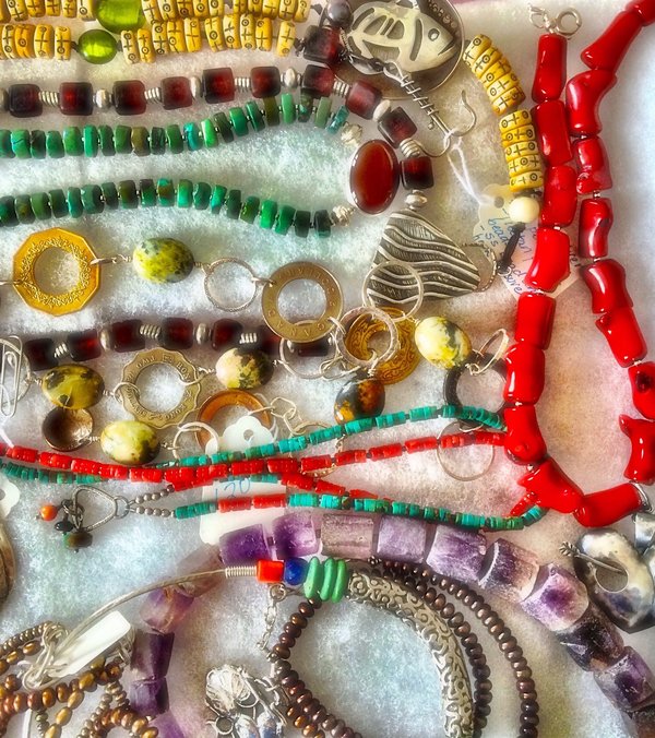 Quels bijoux offrir pour un anniversaire de mariage ?