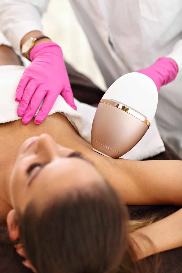 Quels sont les traitements les plus populaires proposés dans les centres laser à Lyon ?