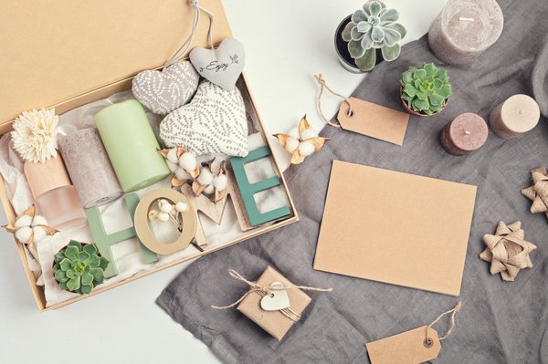 Commencez par introduire les bénéfices d'une décoration personnalisée dans une chambre d'étudiant