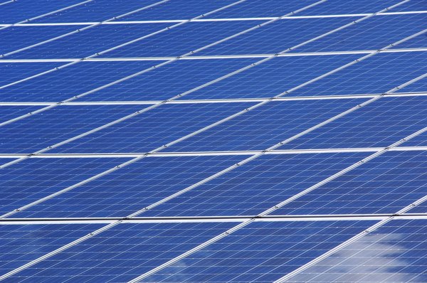 Panneau solaire photovoltaïque : les tendances à suivre en 2025